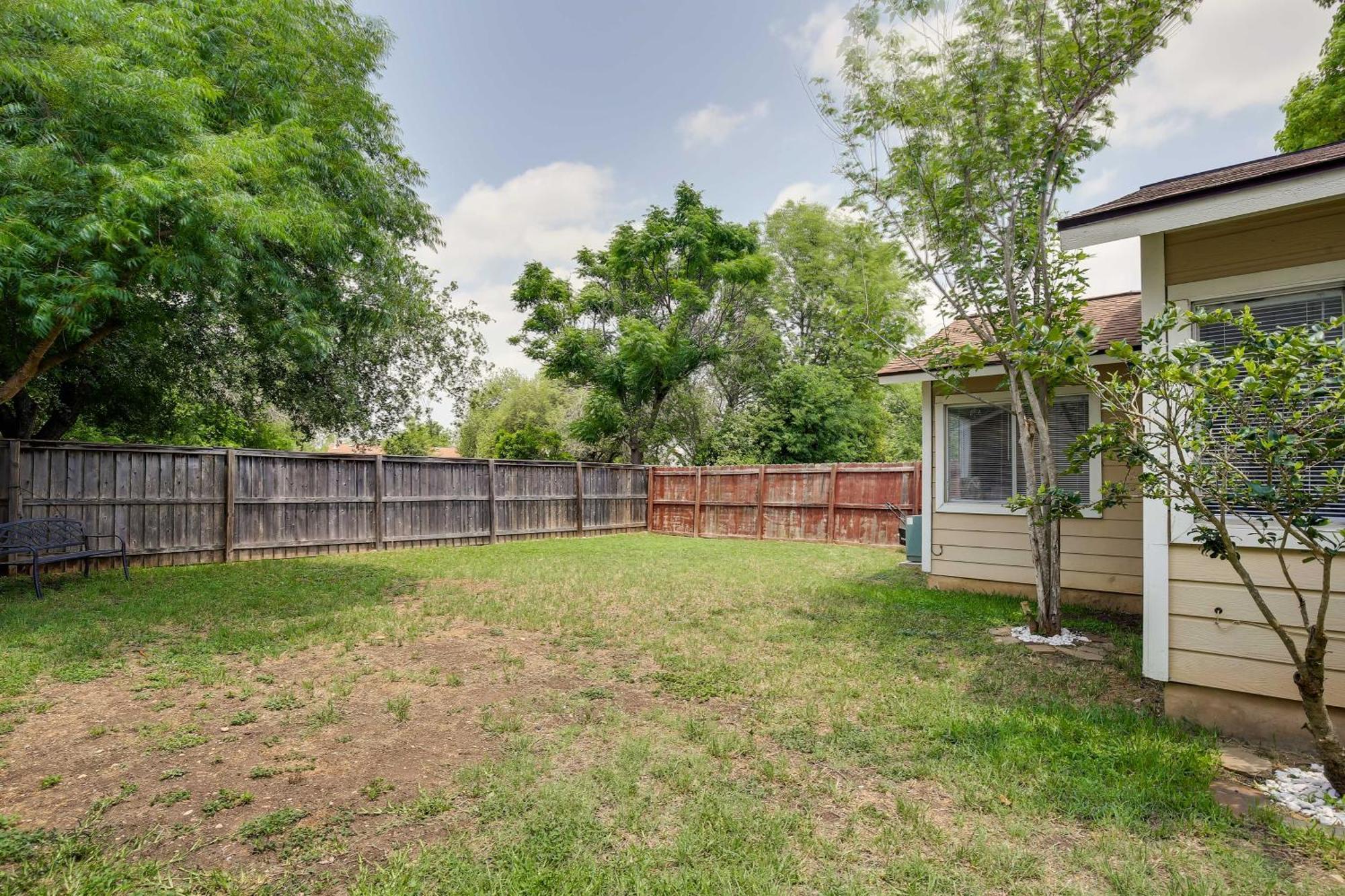 Sunny San Antonio Home With Backyard And Patio! Екстериор снимка